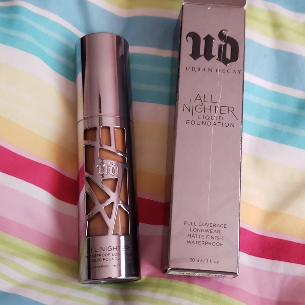 Urban Decay All Nighter Foundation